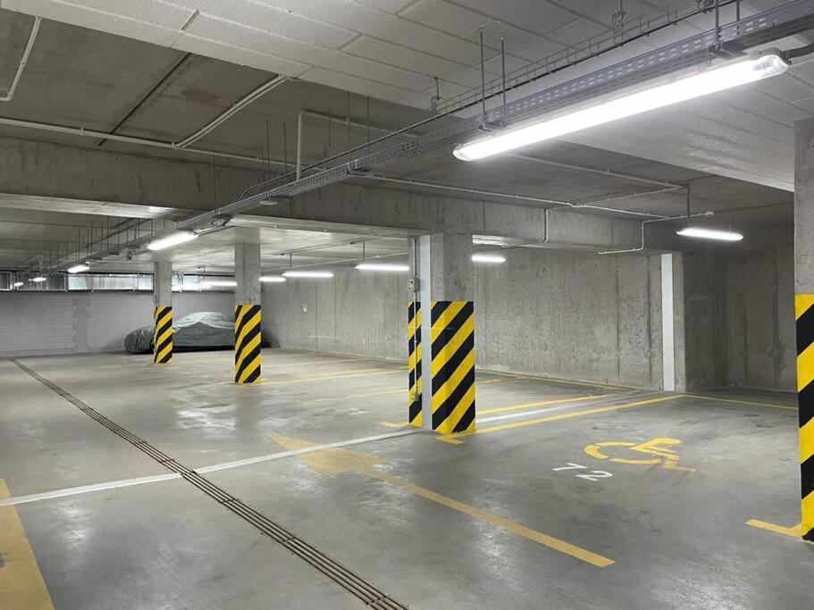 Art Marina Nad Rzeka Z Bezplatnym Parkingiem Leilighet Wrocław Eksteriør bilde